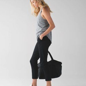 NWT Lululemon black travel pants size 2